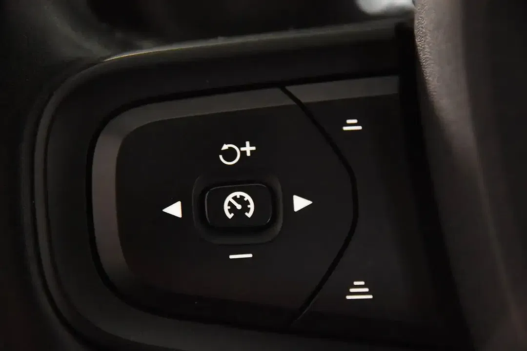 Volvo XC40 - Thumbnail 12
