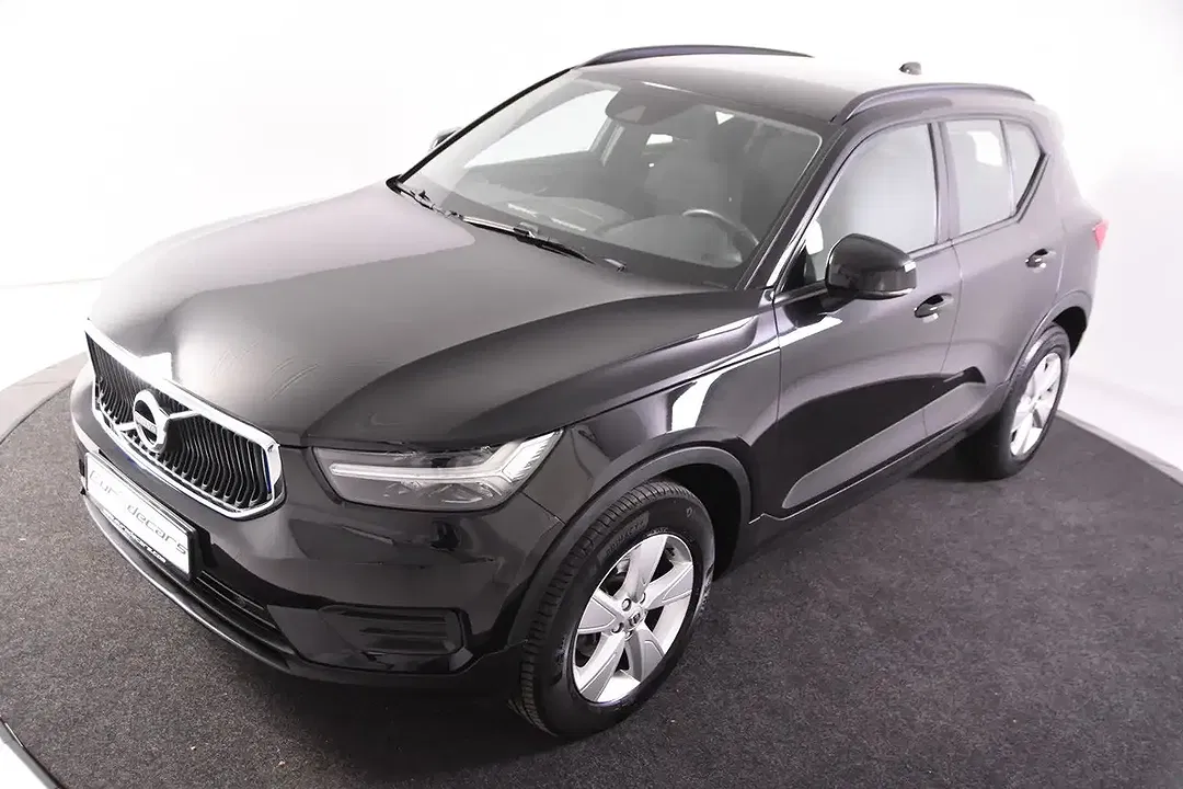 Volvo XC40 - Thumbnail 4