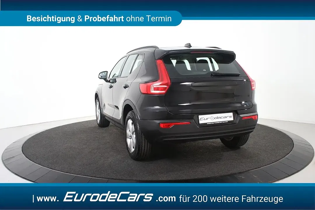 Volvo XC40 - Thumbnail 6