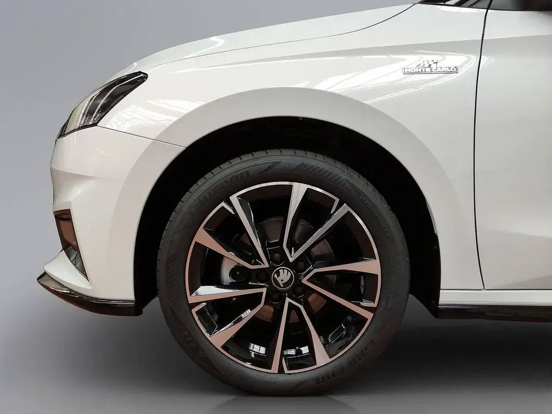 Skoda Fabia - Thumbnail 12