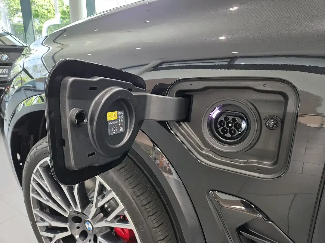 BMW X5 - Thumbnail 14