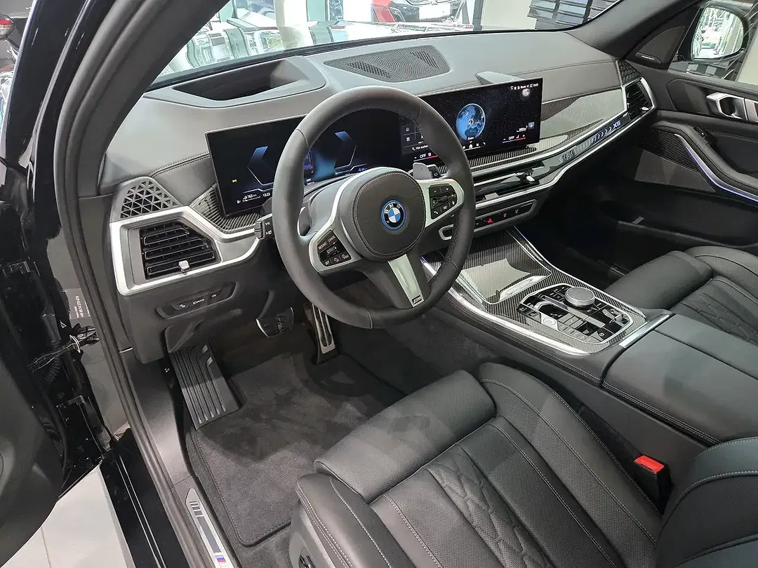 BMW X5 - Thumbnail 4