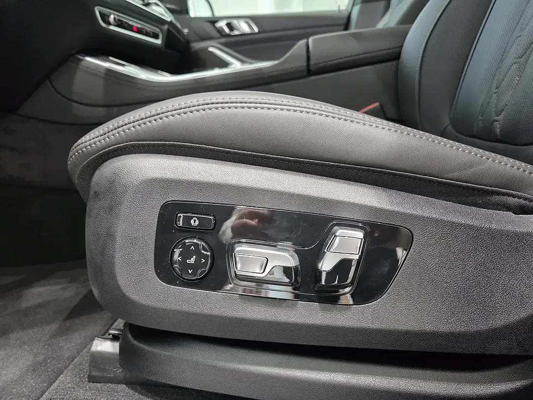 BMW X5 - Thumbnail 8