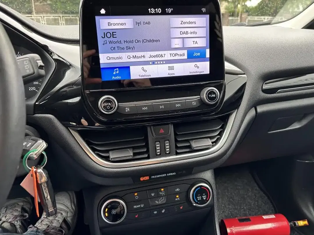 Ford Fiesta - Thumbnail 10