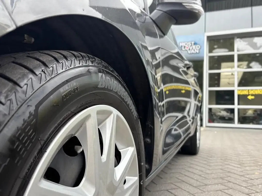 Ford Fiesta - Thumbnail 6