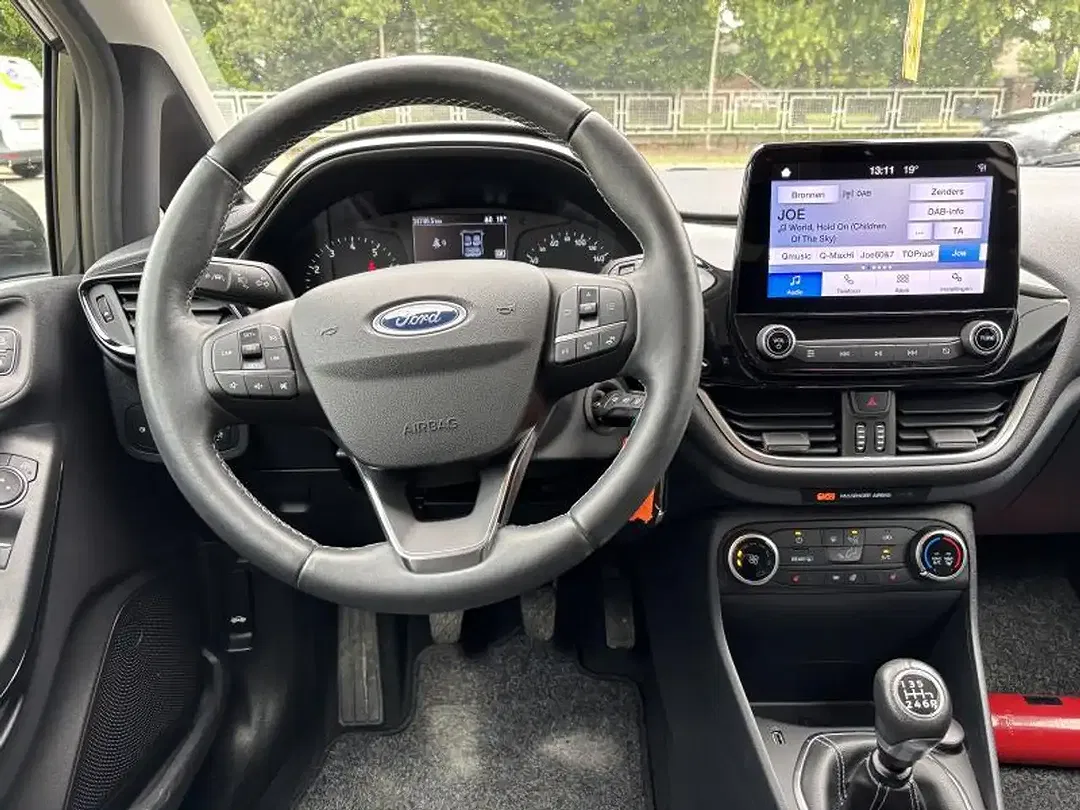 Ford Fiesta - Thumbnail 8