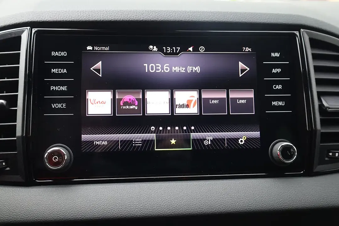 Skoda Karoq - Thumbnail 11
