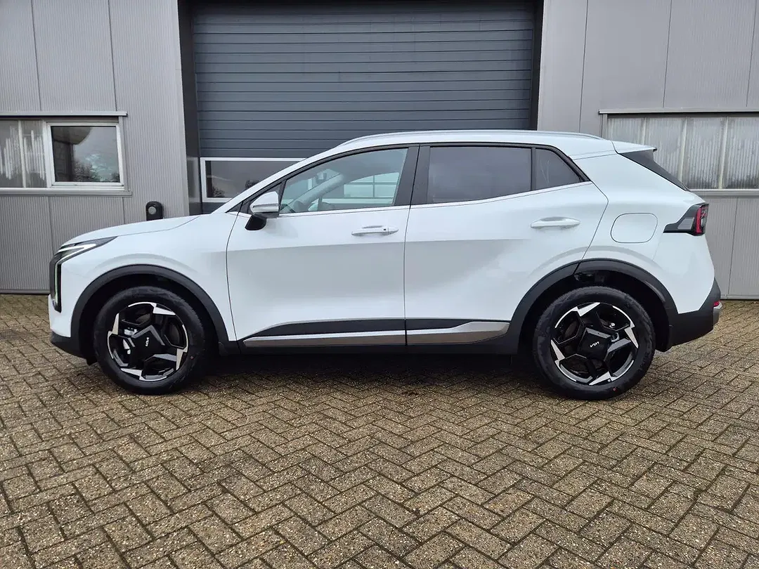 Kia Sportage - Thumbnail 2