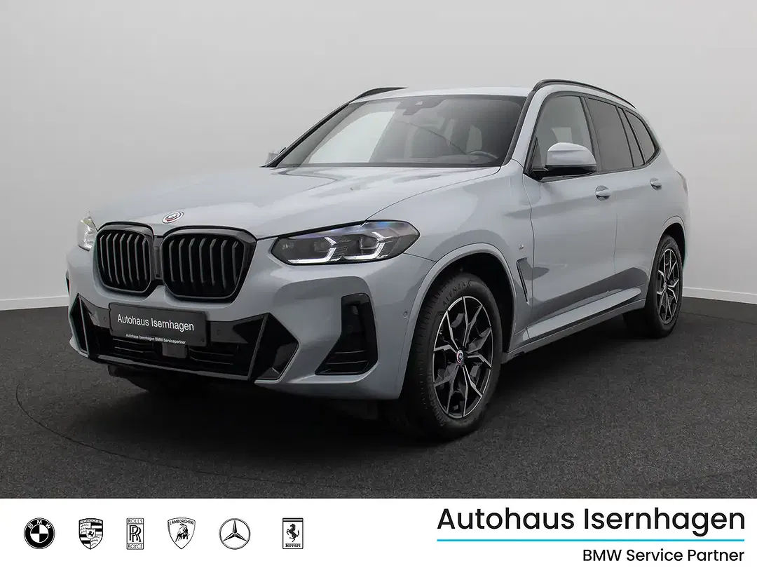 BMW X3 - Thumbnail 1