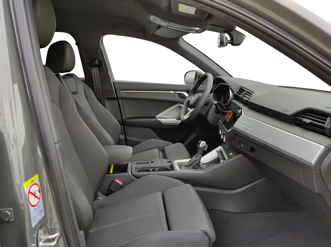Audi Q3 - Thumbnail 8