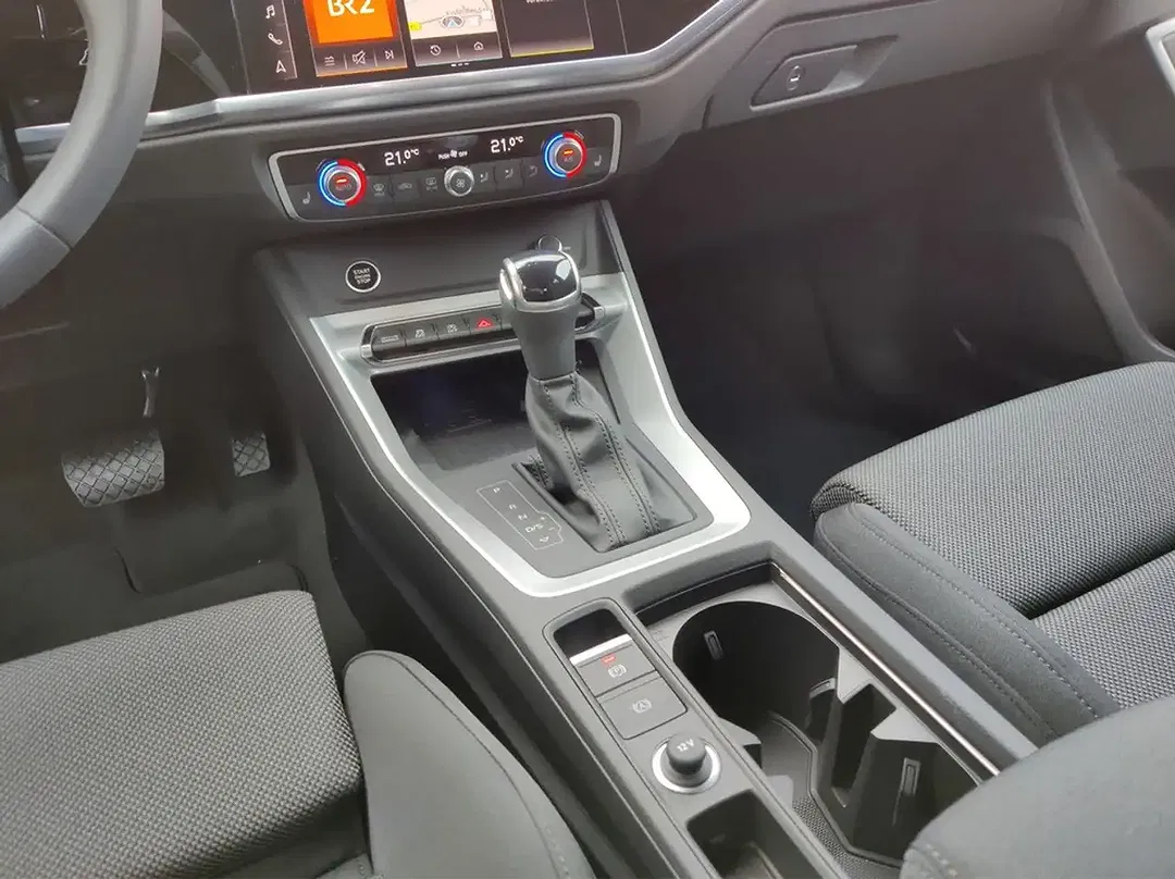 Audi Q3 - Thumbnail 13