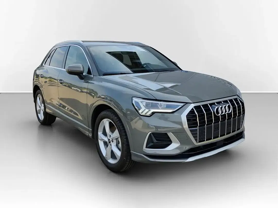 Audi Q3 - Thumbnail 3