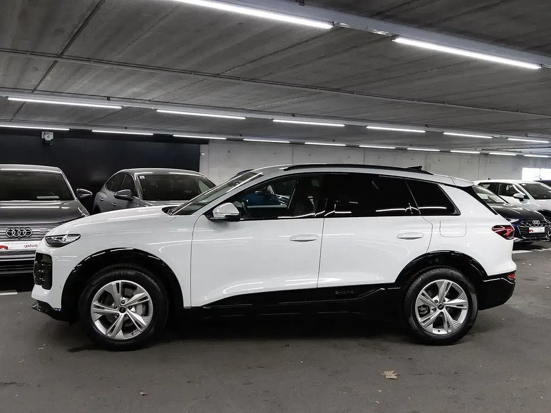 Audi Q6 e-tron - Thumbnail 4