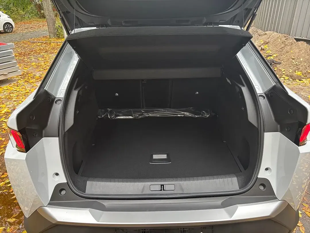 Peugeot 3008 - Thumbnail 12