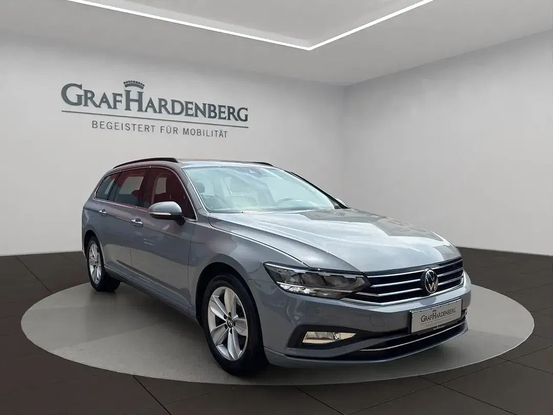 Volkswagen Passat Variant - Thumbnail 8