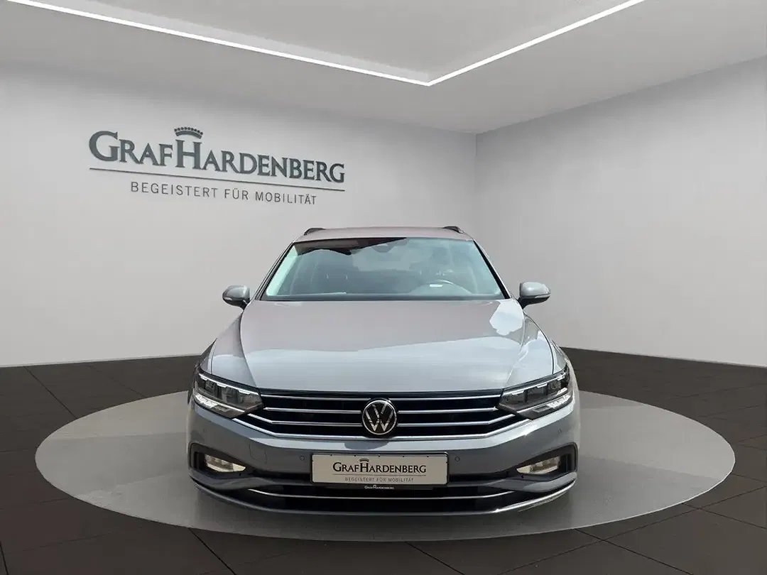 Volkswagen Passat Variant - Thumbnail 9