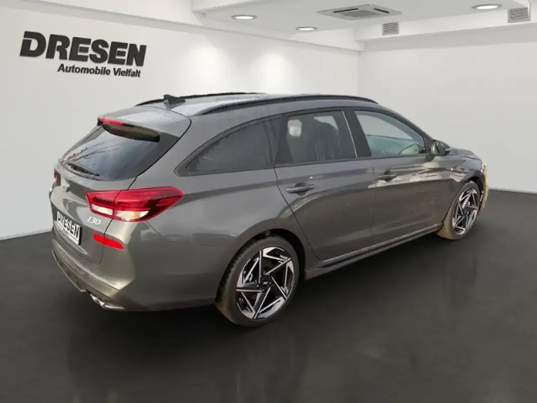 Hyundai i30 - Thumbnail 2