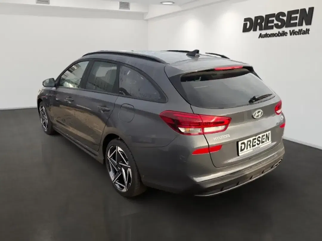 Hyundai i30 - Thumbnail 3
