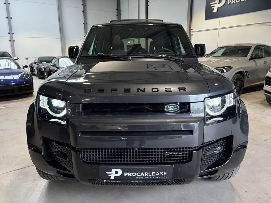 Land Rover Defender - Thumbnail 3