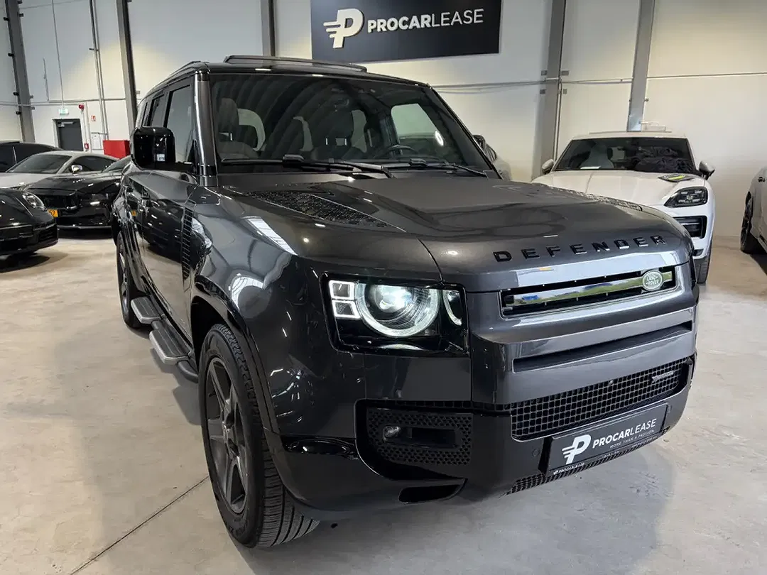 Land Rover Defender - Thumbnail 7