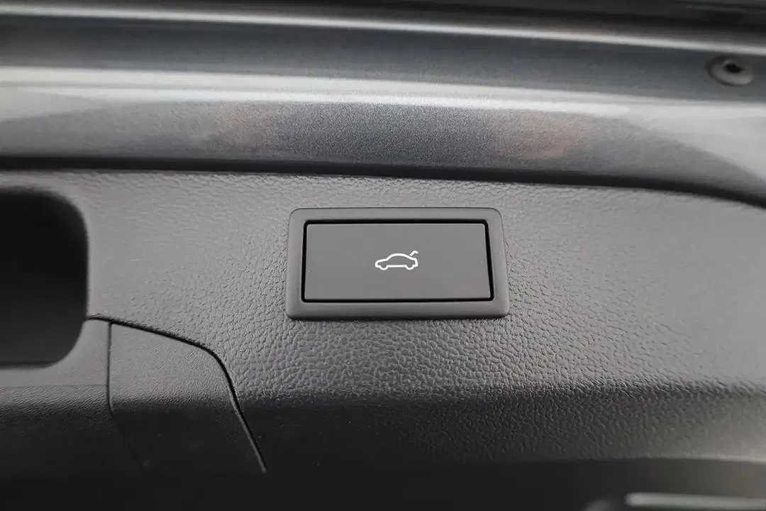 Volkswagen Passat Variant - Thumbnail 14