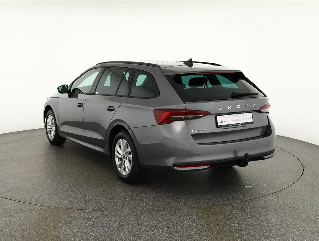 Skoda Octavia - Thumbnail 2