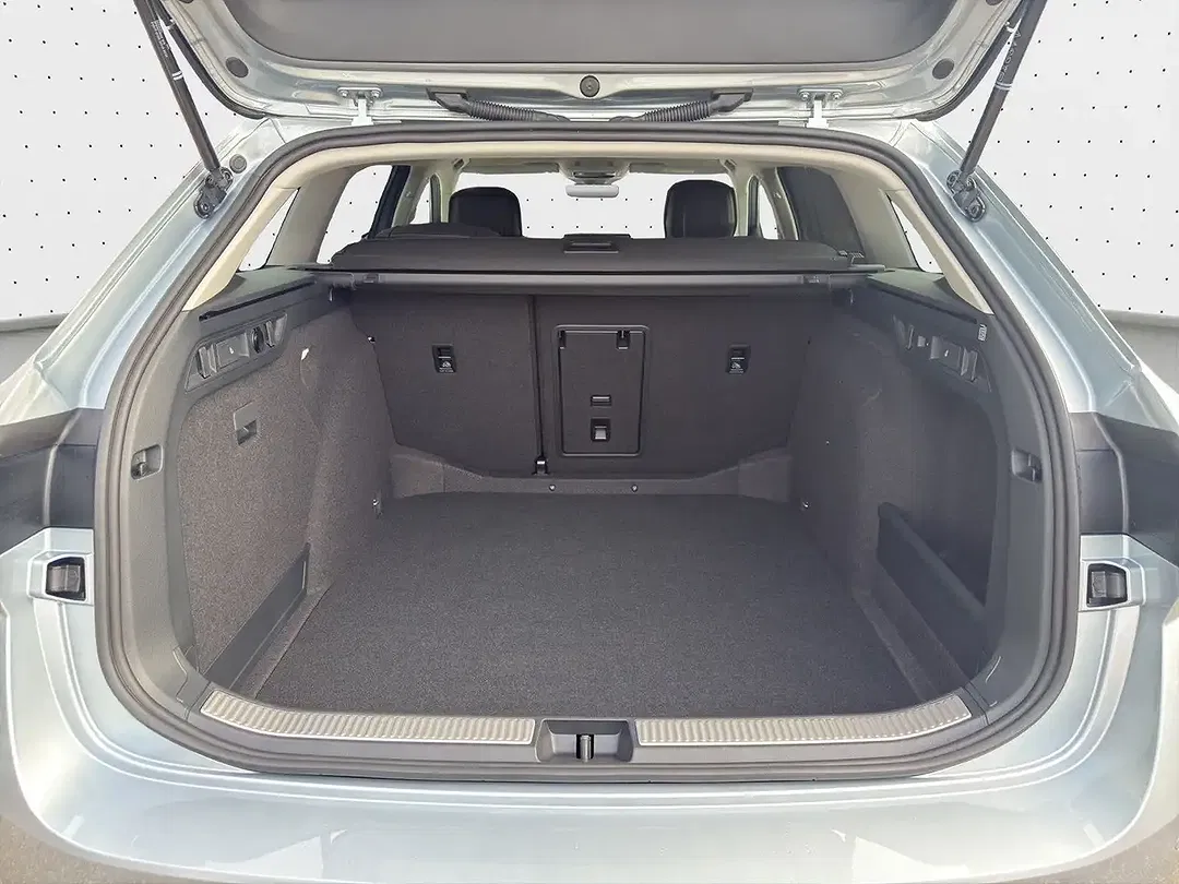 Skoda Superb - Thumbnail 12