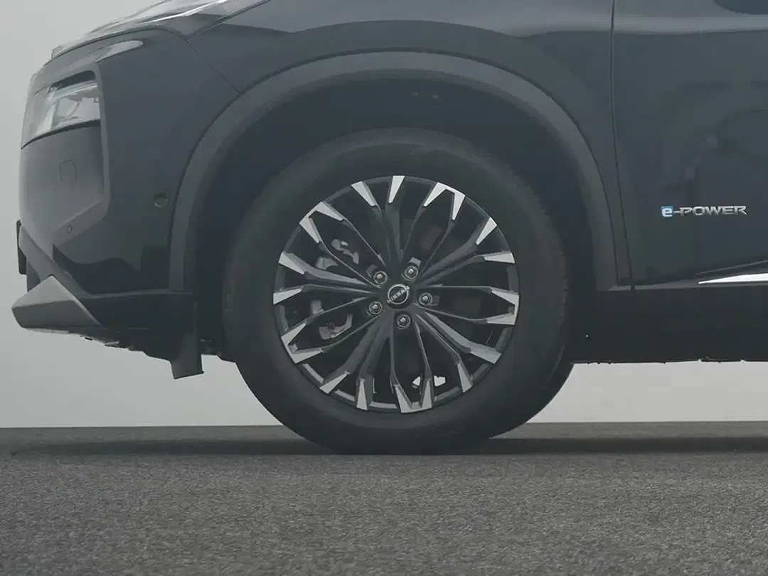 Nissan X-Trail - Thumbnail 7