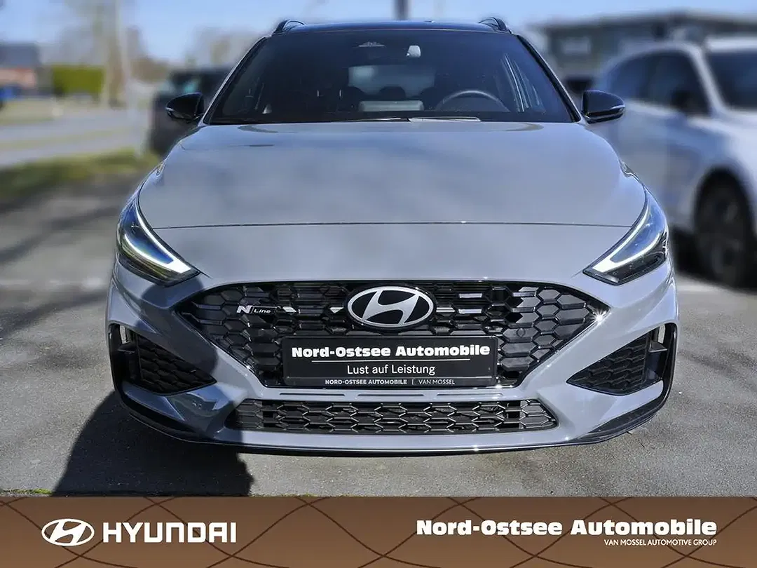 Hyundai i30 - Thumbnail 2