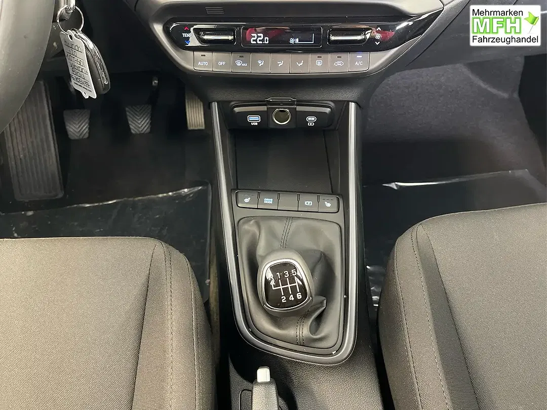 Hyundai i20 - Thumbnail 8