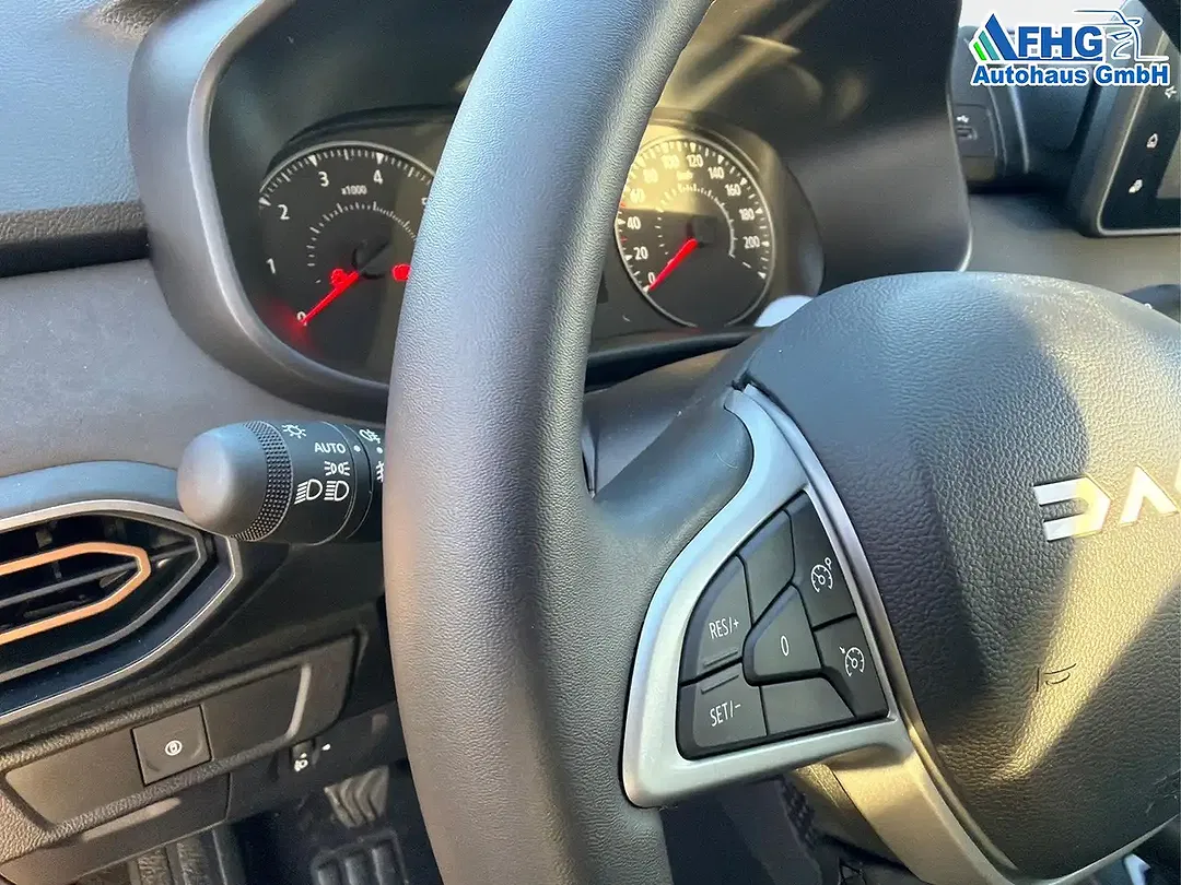 Dacia Sandero - Thumbnail 14