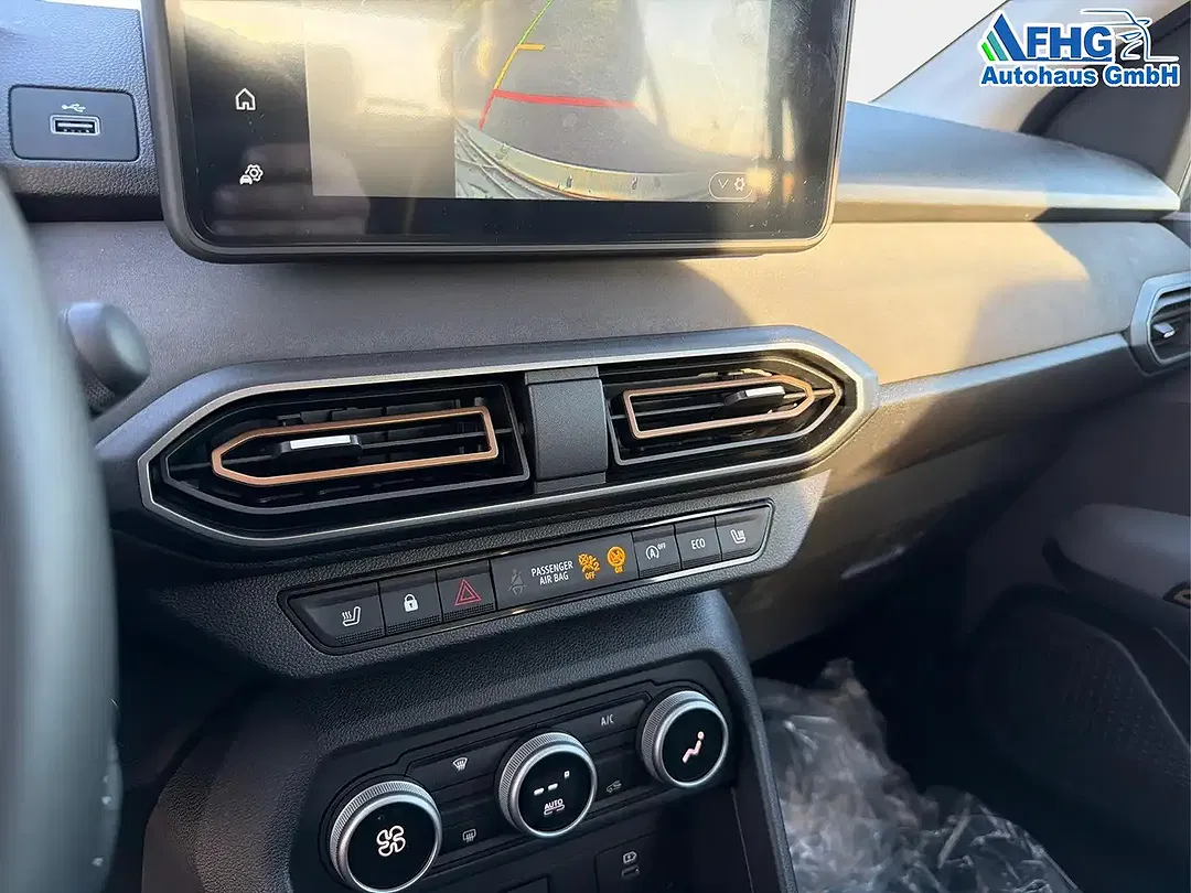 Dacia Sandero - Thumbnail 16