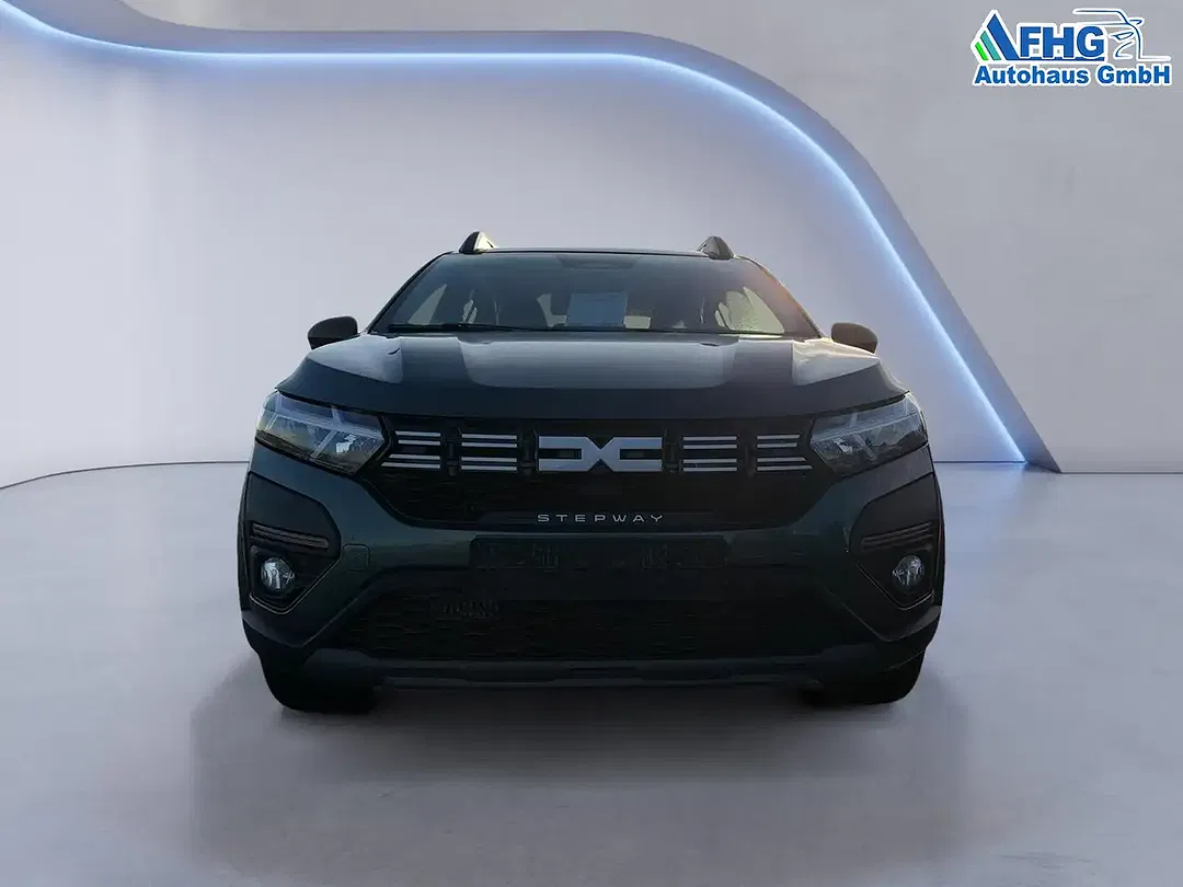 Dacia Sandero - Thumbnail 2