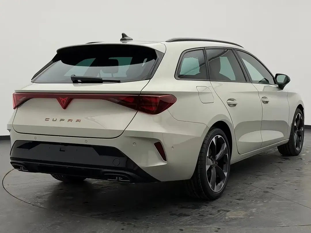 CUPRA Leon - Thumbnail 12