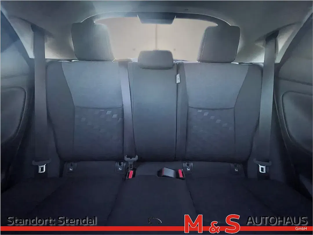Toyota Yaris - Thumbnail 15
