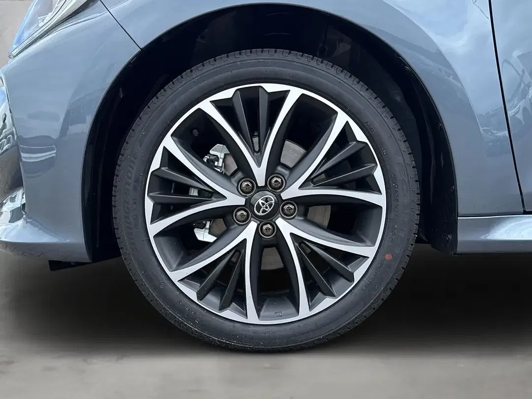 Toyota Yaris - Thumbnail 7