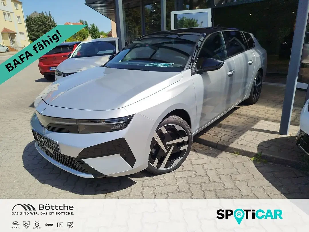 Opel Astra - Afbeelding 1
