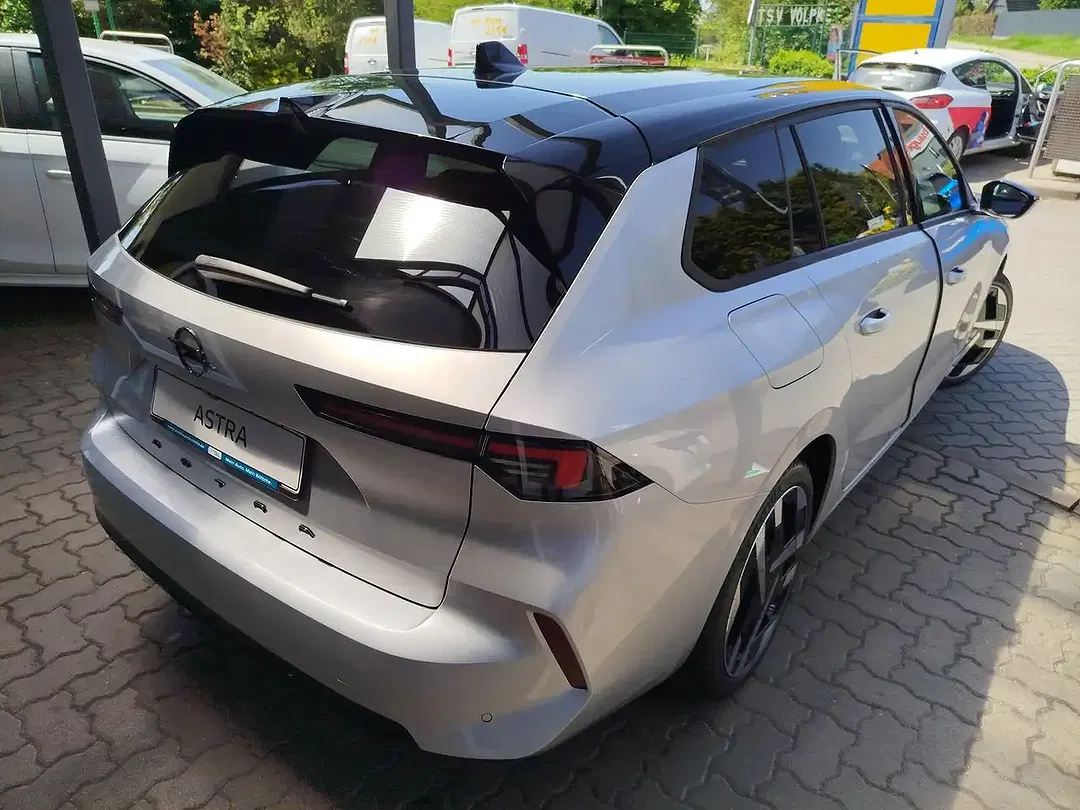 Opel Astra - Thumbnail 6