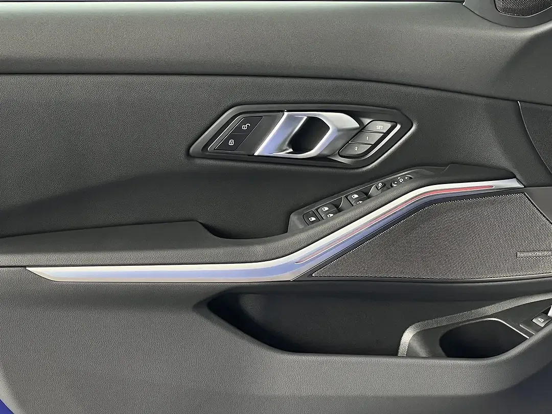 BMW 330 - Thumbnail 14