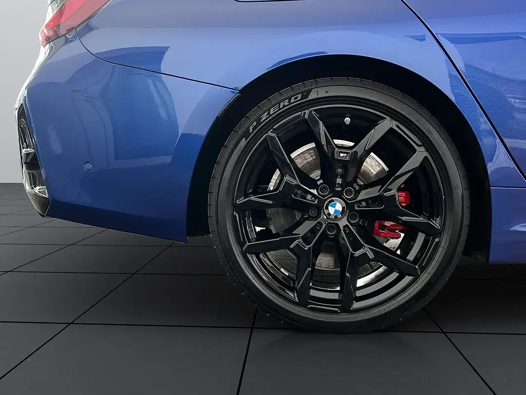 BMW 330 - Thumbnail 5