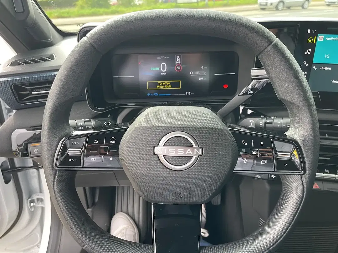 Nissan Micra - Thumbnail 10