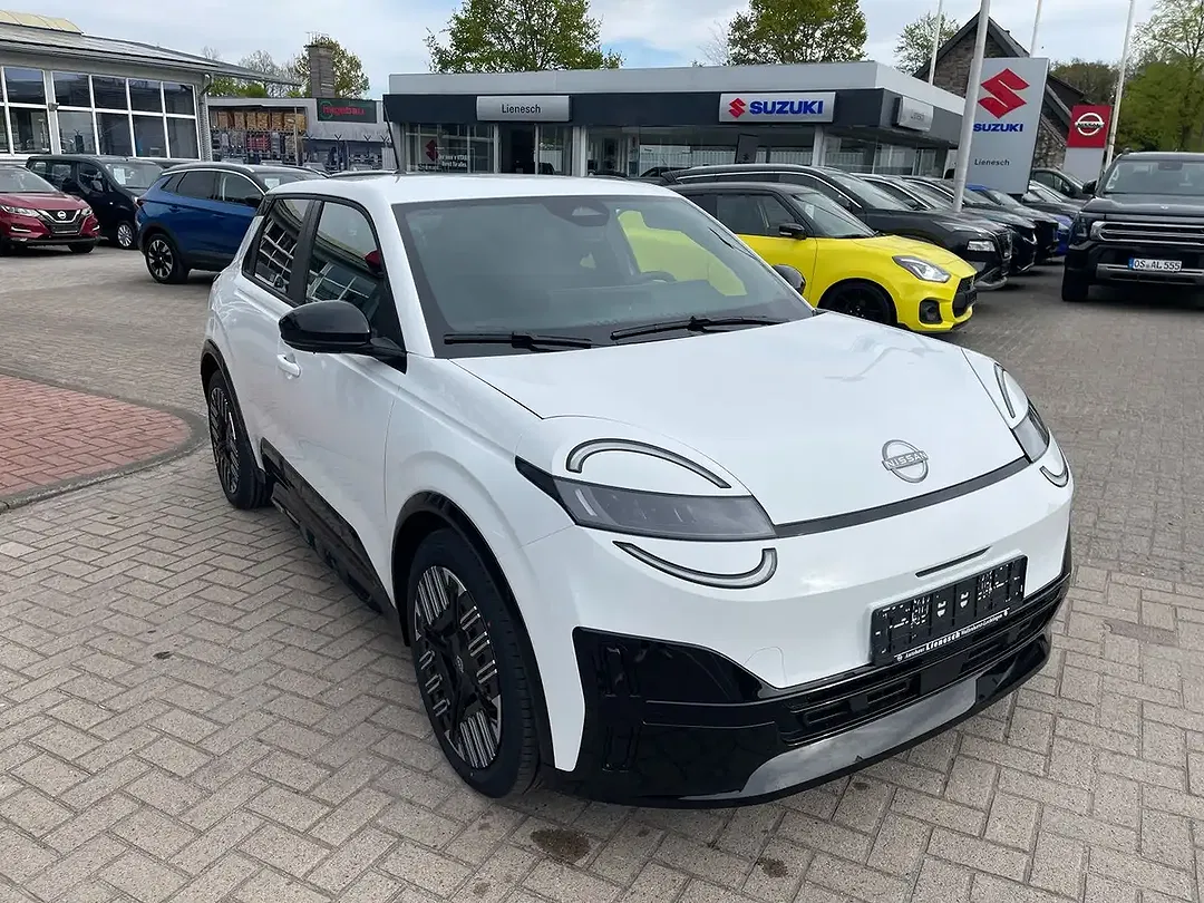 Nissan Micra - Thumbnail 4