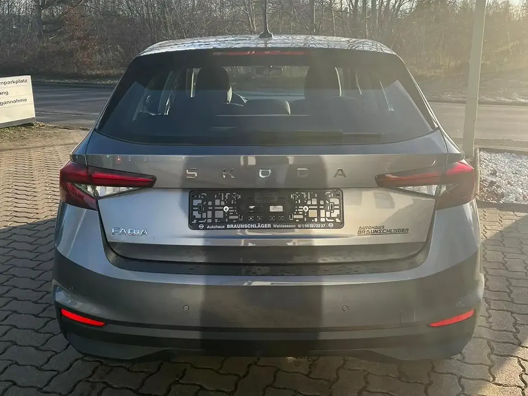 Skoda Fabia - Thumbnail 3