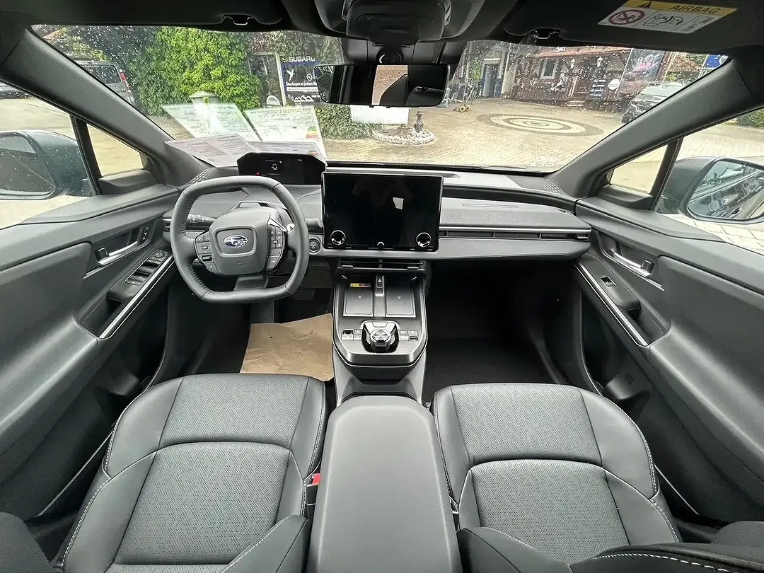 Subaru Solterra - Thumbnail 13