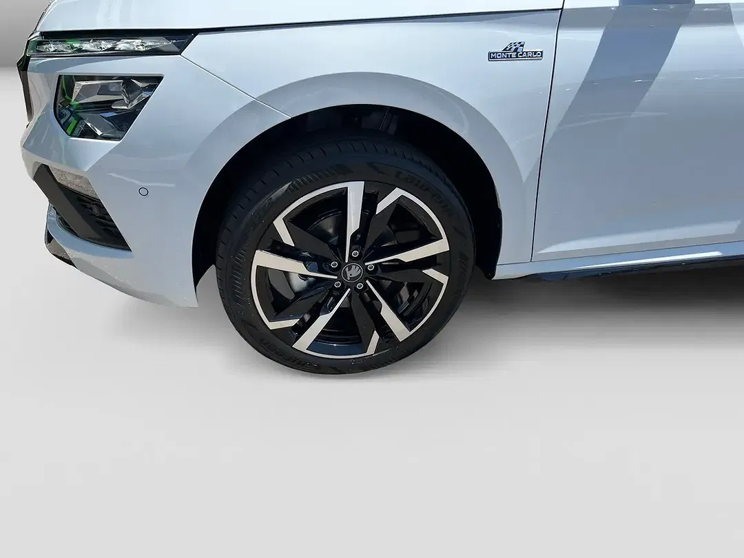 Skoda Kamiq - Thumbnail 4