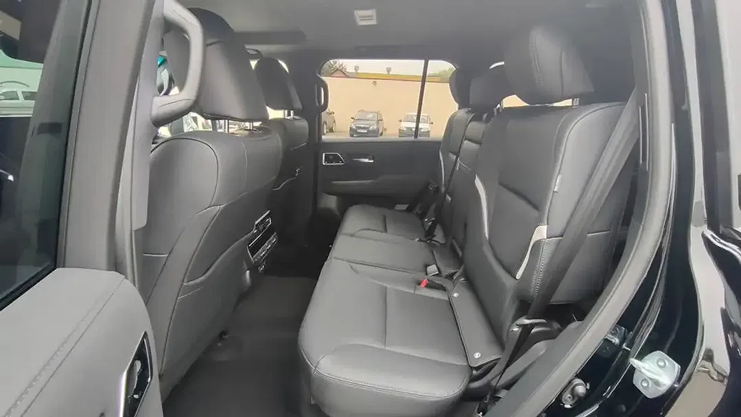 Toyota Land Cruiser - Thumbnail 15