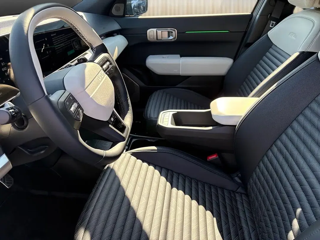 Kia EV4 - Thumbnail 8