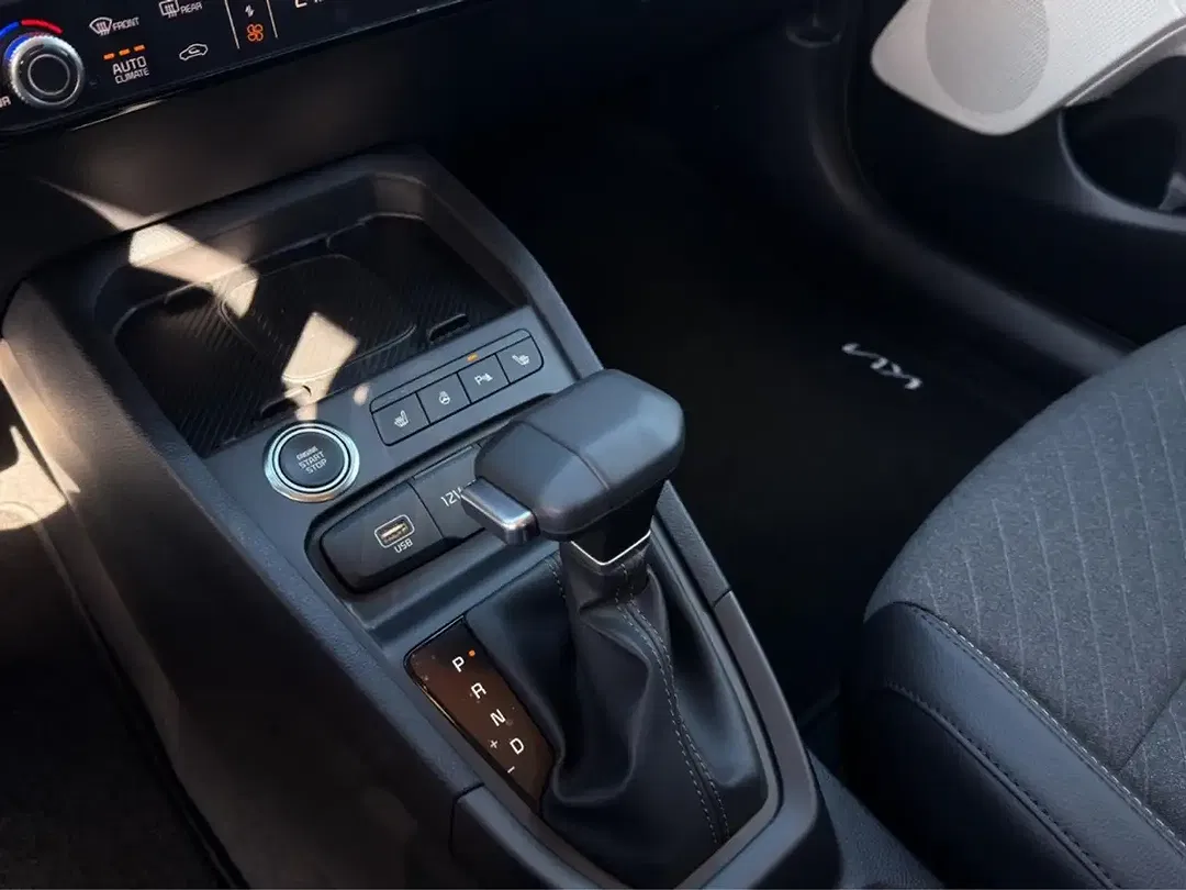 Kia Stonic - Thumbnail 14