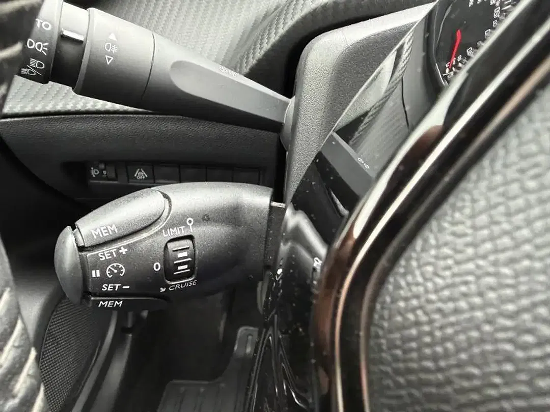 Peugeot 2008 - Thumbnail 12