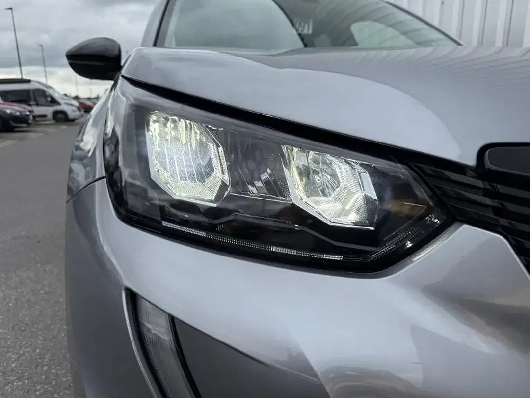 Peugeot 2008 - Thumbnail 15